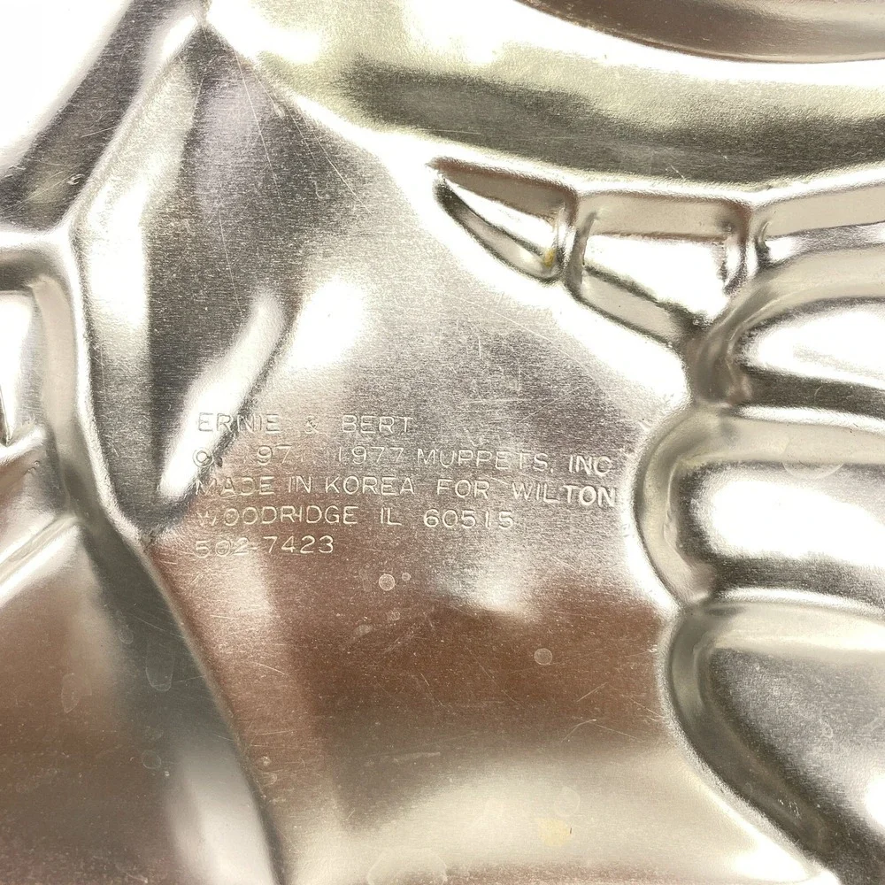 Wilton Sesame Street Big Bird Bert & Ernie Cake Pan Mold 502-7432‎ 502-2065